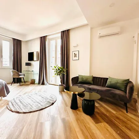 Comfort Astoria Palace Nocleg ze śniadaniem 3*