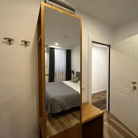 فندق مبيت وإفطار Comfort Astoria Palace