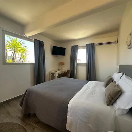 Comfort Astoria Palace Bed and breakfast