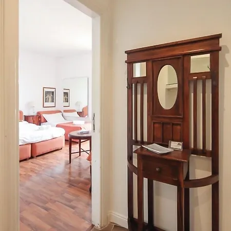 Comfort Astoria Palace B&B 3*