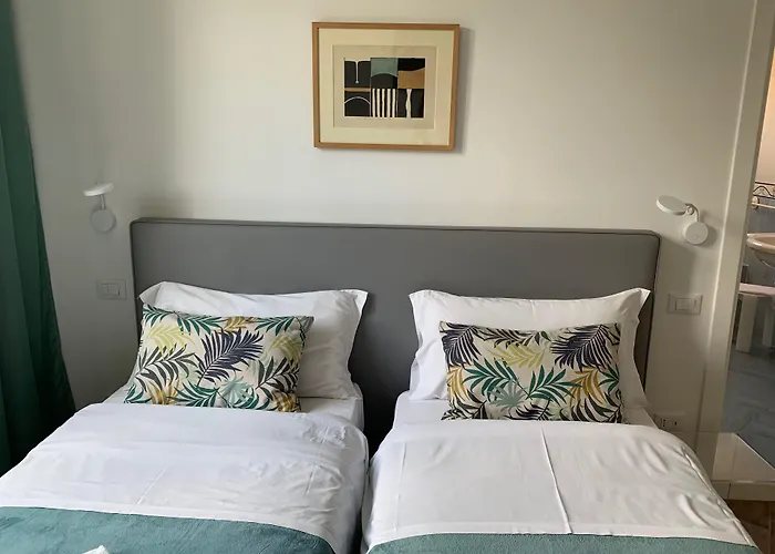 Comfort Astoria Palace Panzió 3*