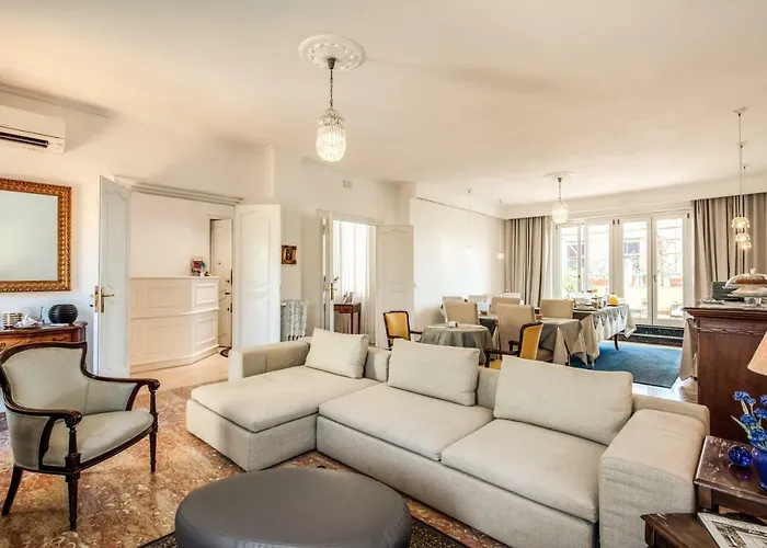 Comfort Astoria Palace Panzió 3*